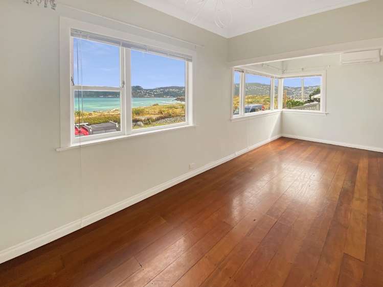 37 Moa Point Road 1372_3