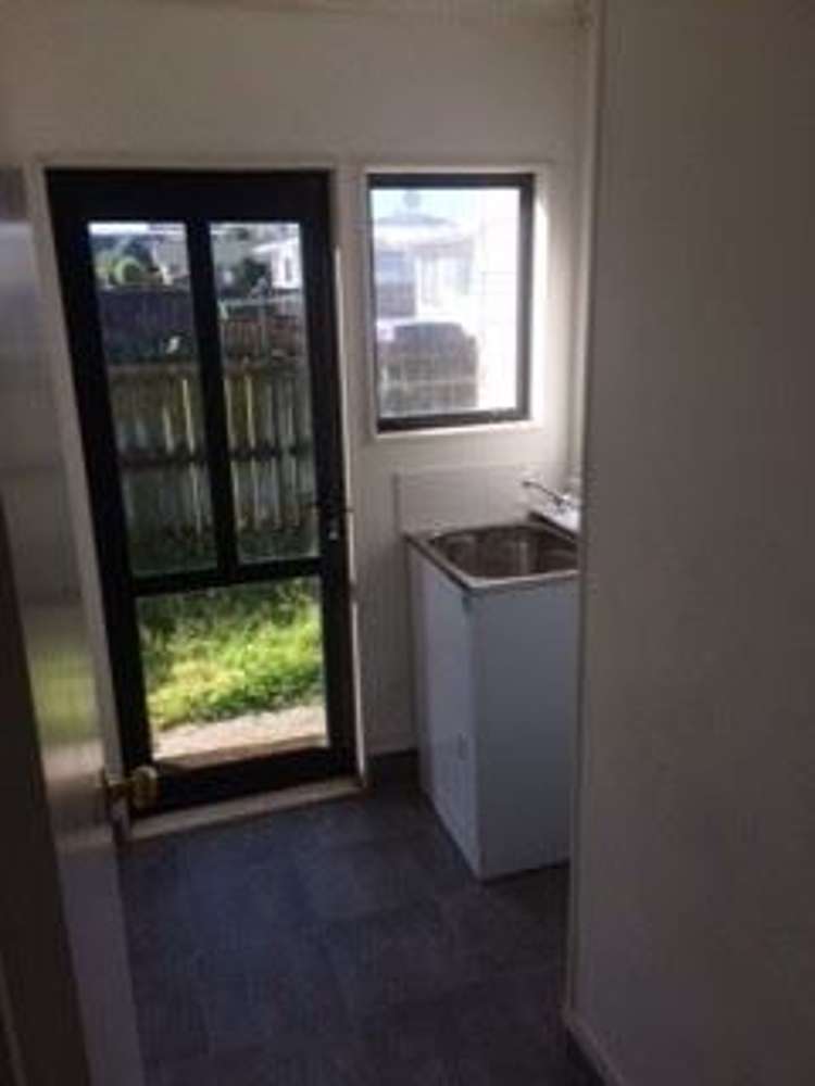 2/144 Shifnal Drive Randwick Park_6