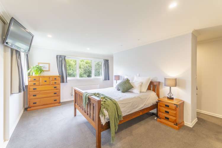 9 Springbrook Lane Northwood_9