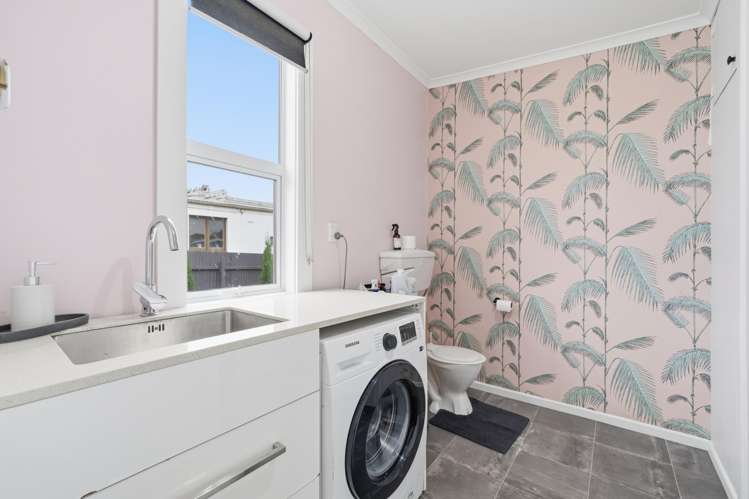 22 Coronation Street Strathern_8