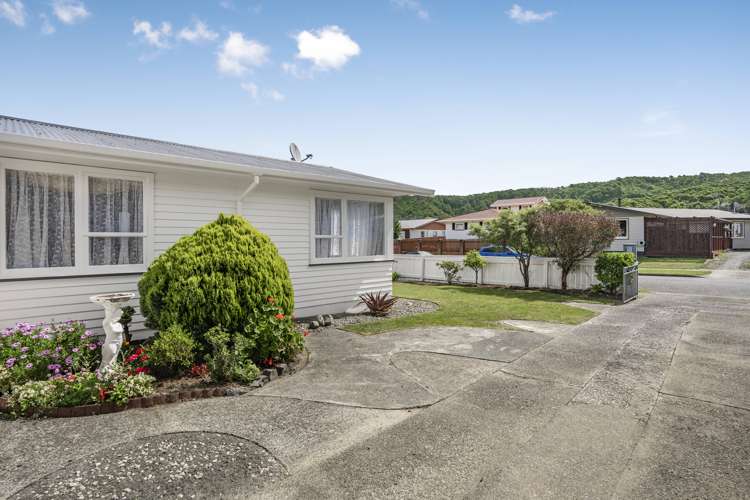 38 Momona Street Wainuiomata_20