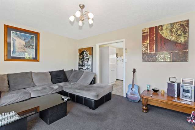 2/11 Peckham Lane Woolston_4