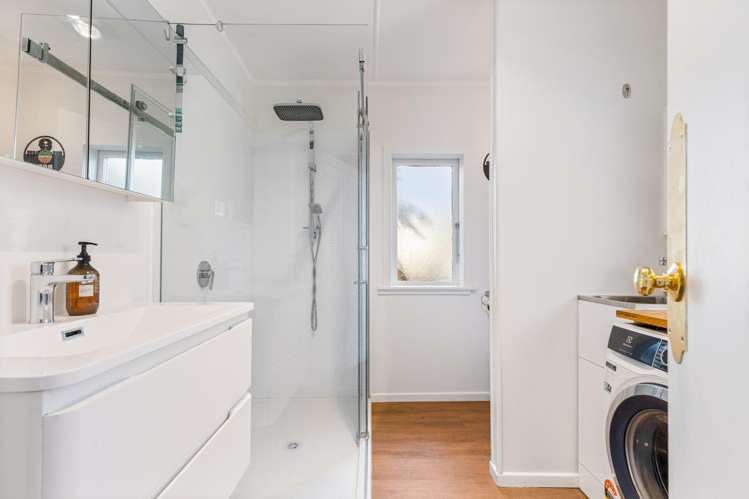 110 Lynwood Road New Lynn_16