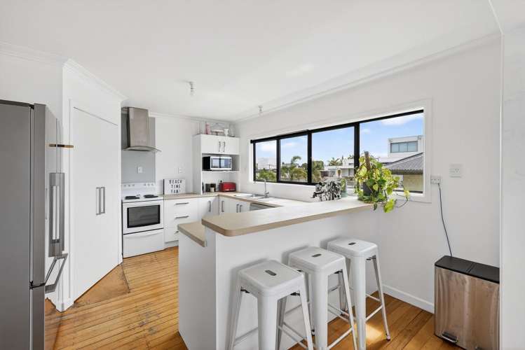 4 Oceanbeach Road Mount Maunganui_13