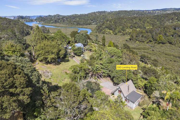 33d Landing Road Titirangi_19
