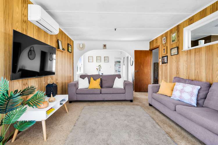 5 Staverton Crescent Mangere_9