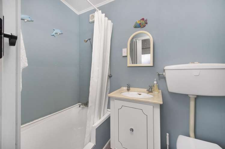 17 Titri Road Waihola_12