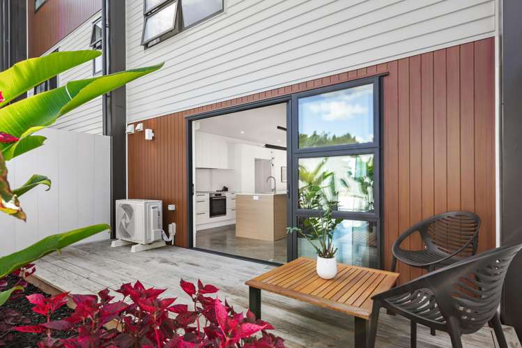 26c Brennan Avenue Te Atatu Peninsula_15