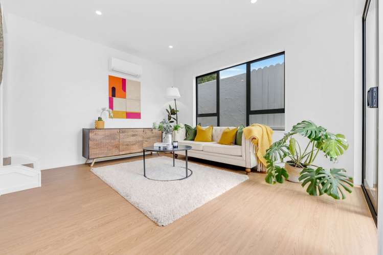 37b Hawkins Street Meadowbank_14