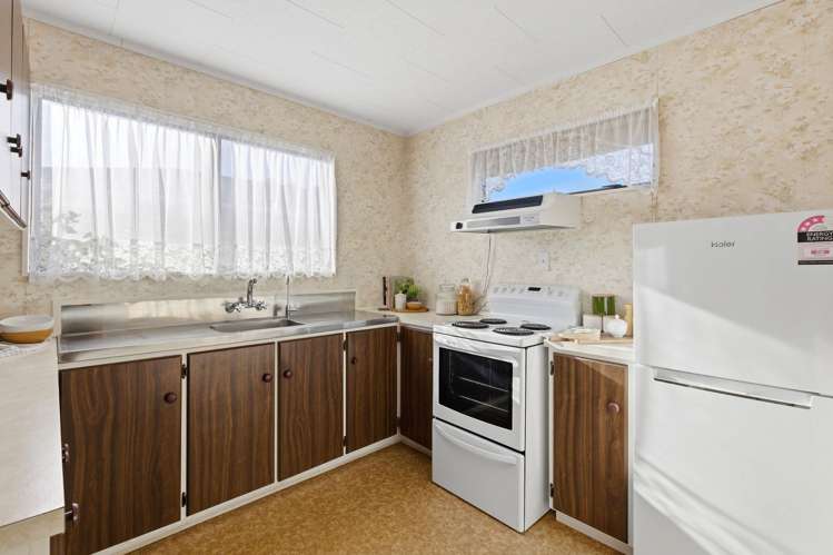 23A Bens Place Springvale_14