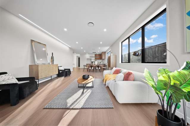 98 Huanui Drive Orewa_1