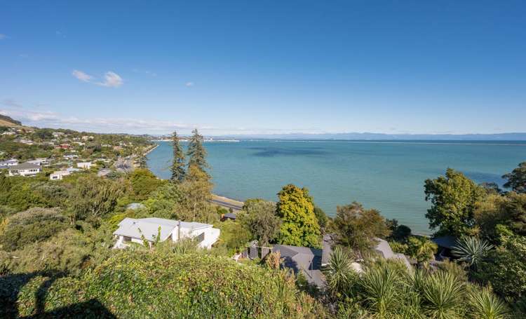 7 Ruffell Place Atawhai_3