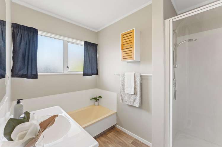 7a Rodney Grove Paraparaumu_11