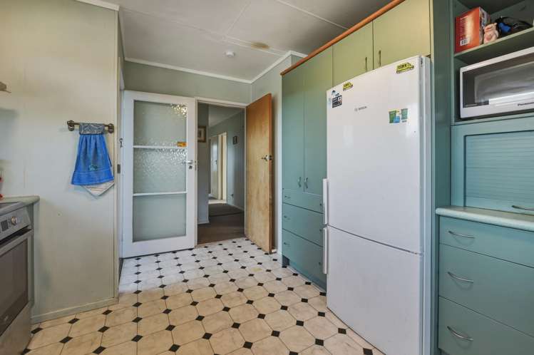 17 Byron Grove Owhata_3
