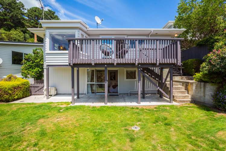 17 Southern Cross Crescent Island Bay_18