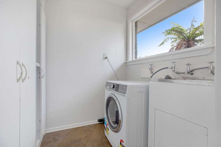 8 Kirner Street Burwood_13