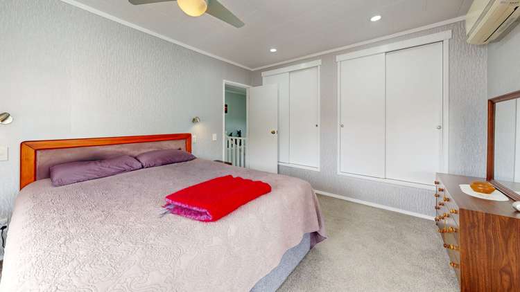 7 West Crescent Te Puru_13