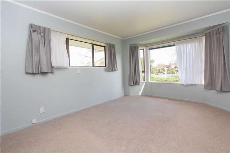 39 Chedworth Avenue 1053_3