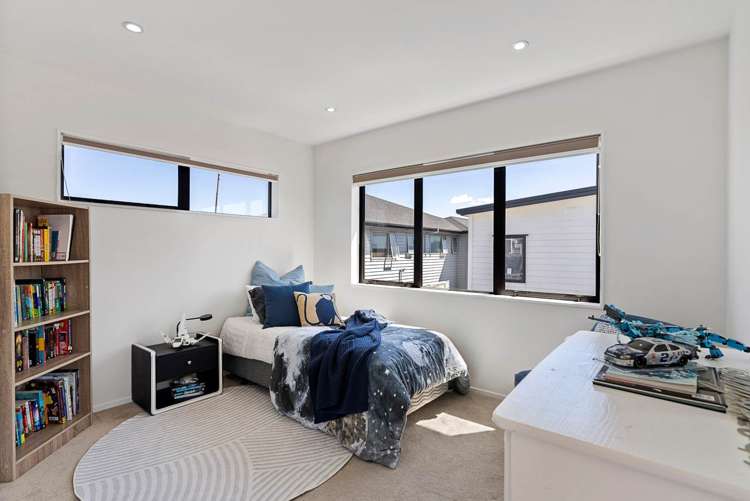 8 Makura Road Long Bay_21