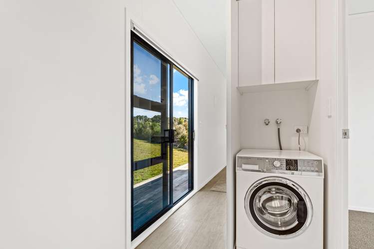1119a Whangaparaoa Road Tindalls Beach_14