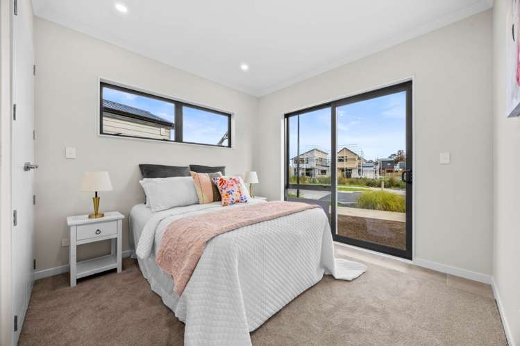 24 Furlough Road Opaheke_13