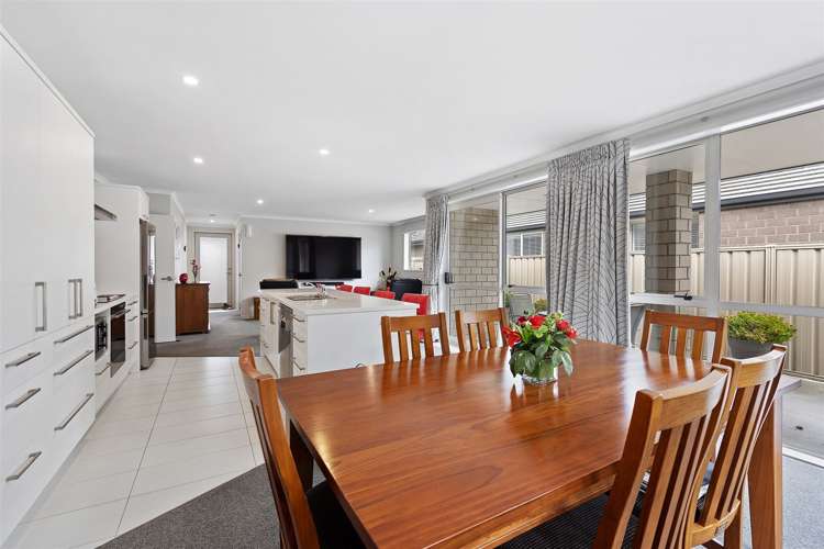 16 Seashell Drive Papamoa_5