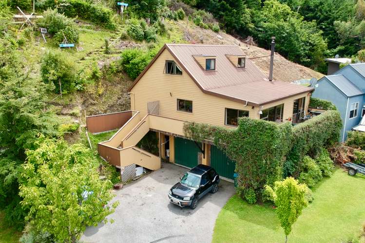 79 Hensman Road Queenstown_17