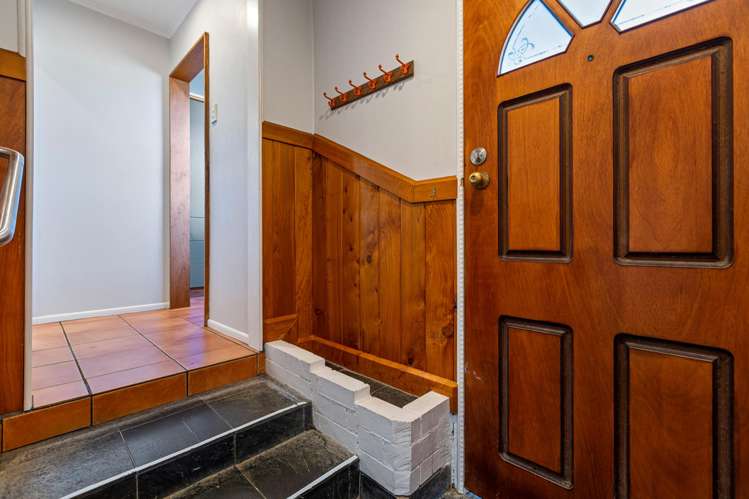 53 Blake Street Waitara_12