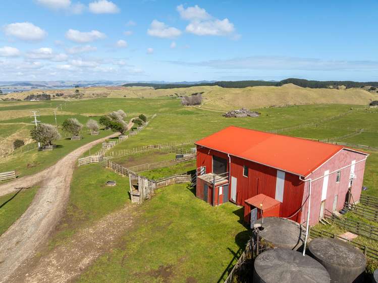 88 Lake Road Kawhia_19