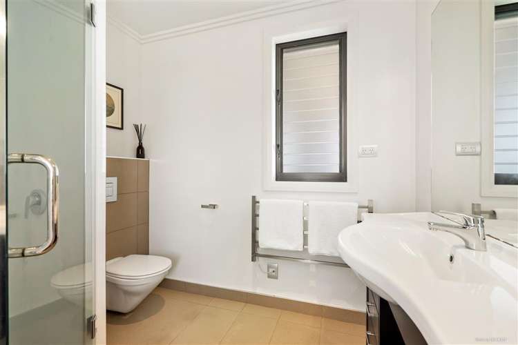 21 Bayview Park Lane Orewa_9