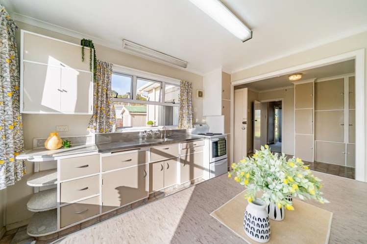 4 Heretaunga Square Silverstream_6