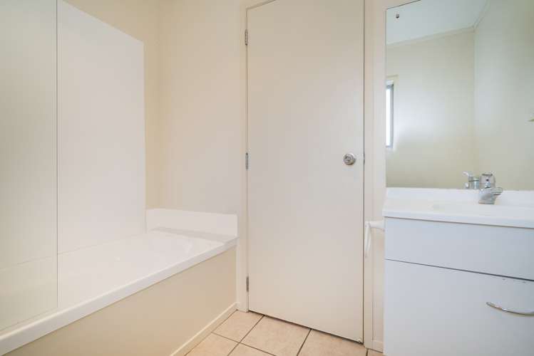 3/2u Mayfair Close Whitianga_9