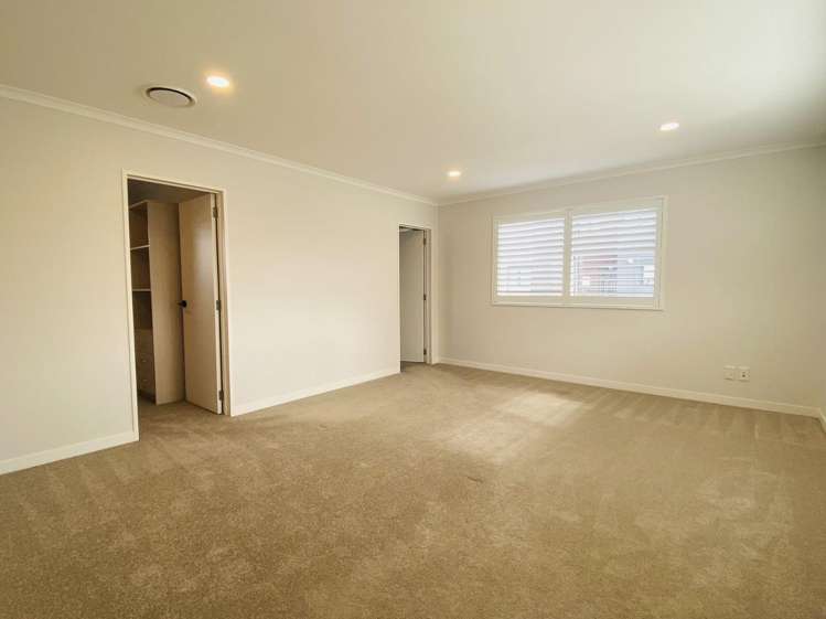 21 Hangar Lane 11428_13