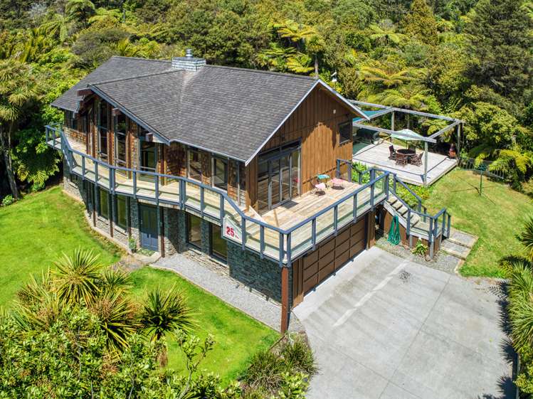 25 Cochran Road Oratia_11