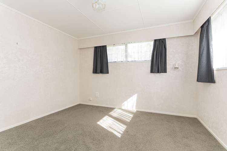 68 Warwick Street Feilding_10