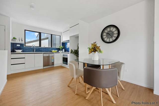 7/4 Waitaki Street Henderson_3
