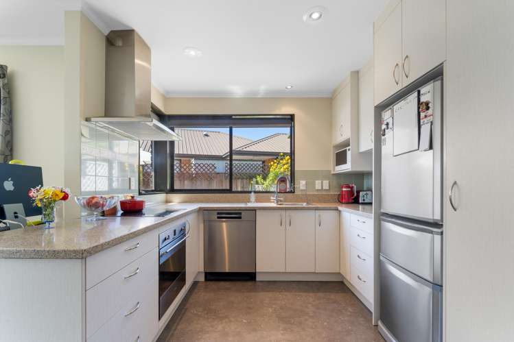 32 Kingsford Drive Stoke_5