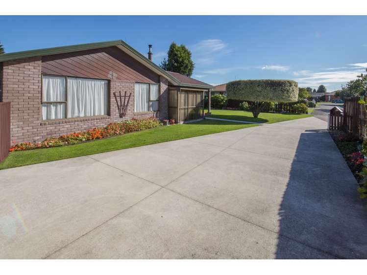 6 Peebles Drive Hei Hei_2