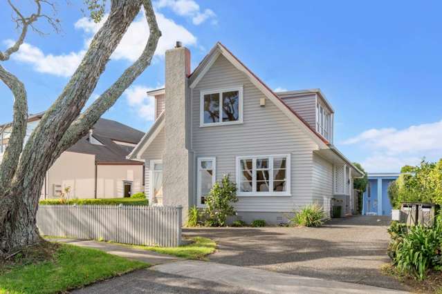 2/58 Takutai Avenue Half Moon Bay_1