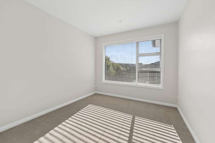2 Colonial Drive Millwater_16