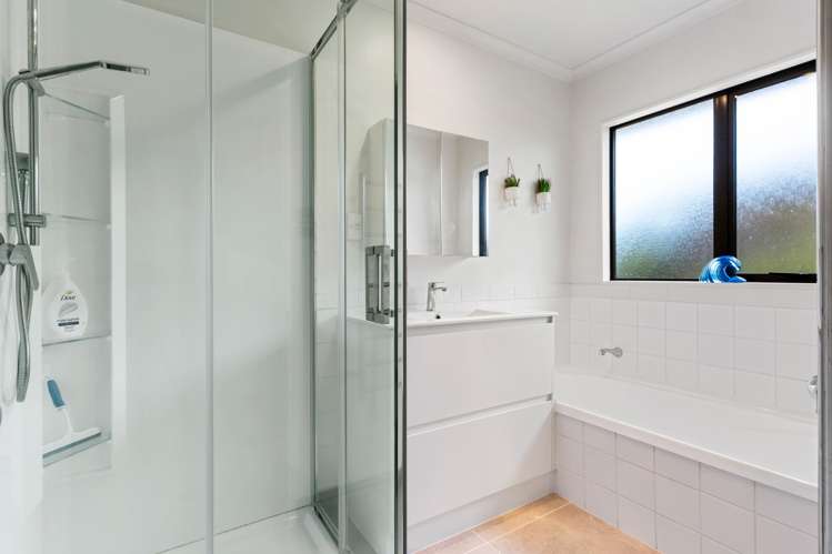 45 Lothian Brae Wattle Downs_9