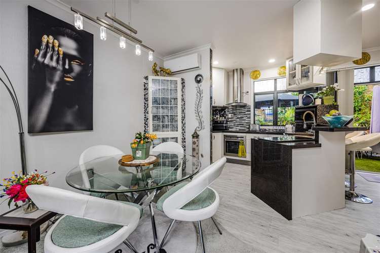 12/1 Ambrico Place New Lynn_6