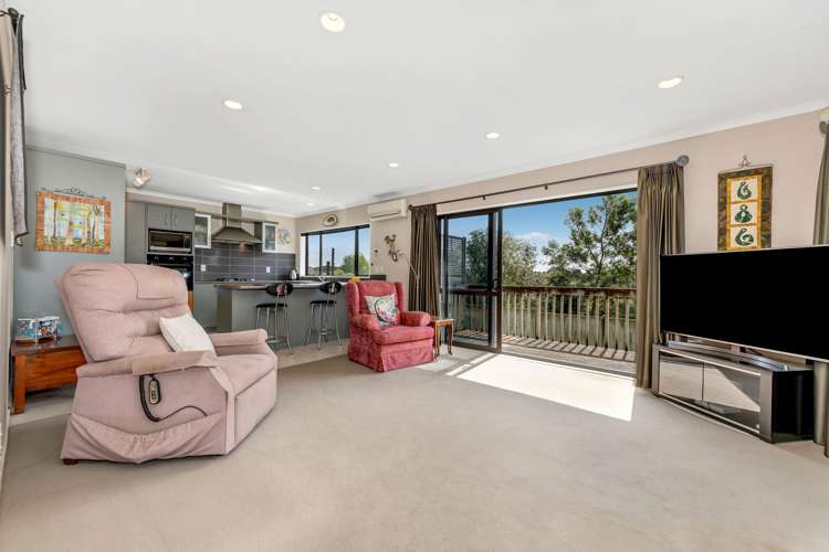 35 Fergy Crescent Wattle Downs_20