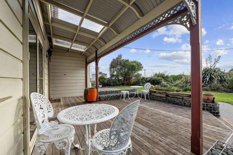 2071 South Road Otakeho_20