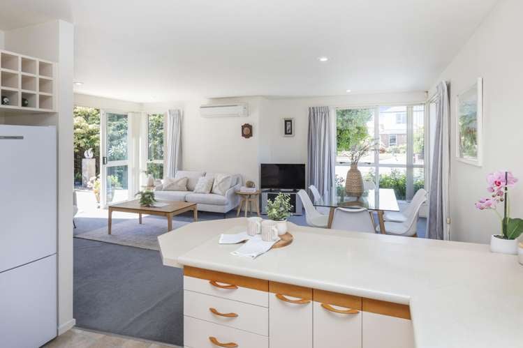 8 Jadewynn Place_3