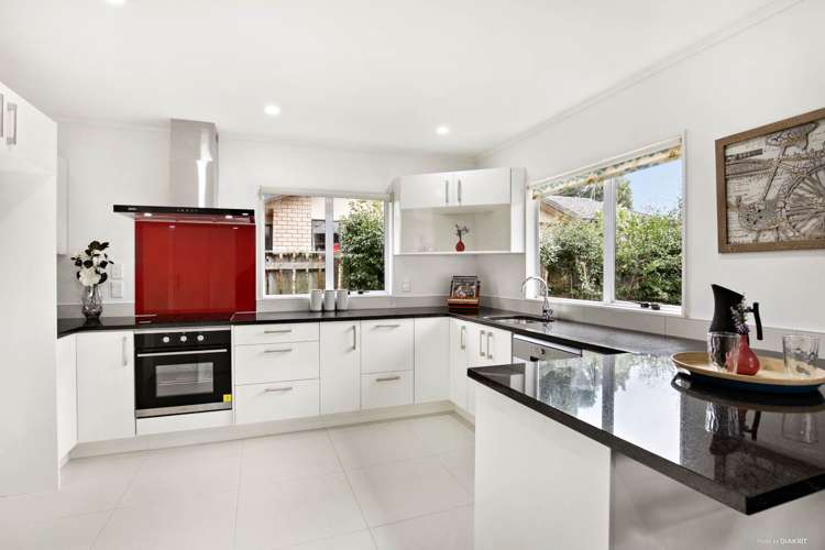 1/121 Titirangi Road New Lynn_7