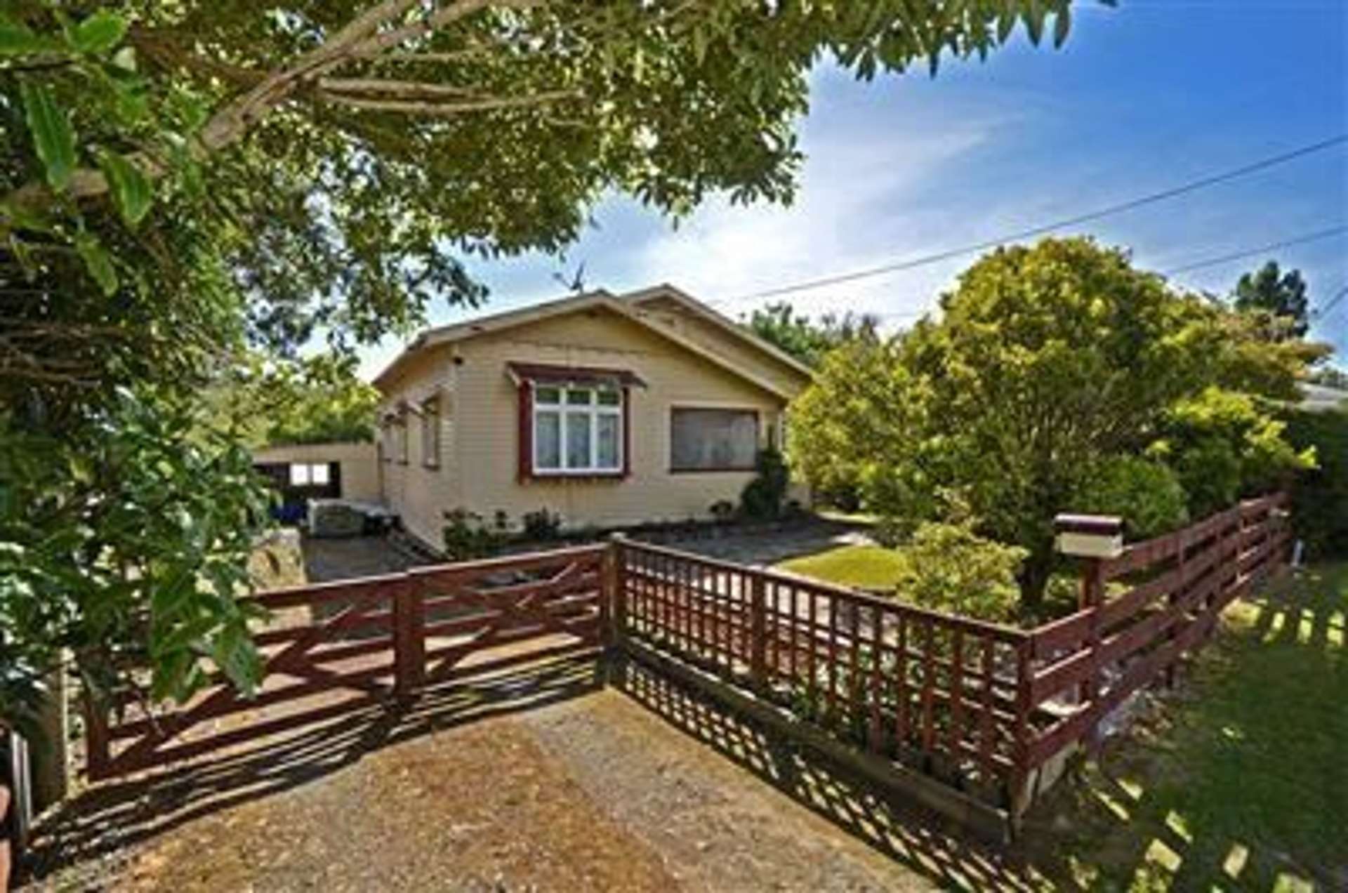 82 Awaroa Road Helensville_0