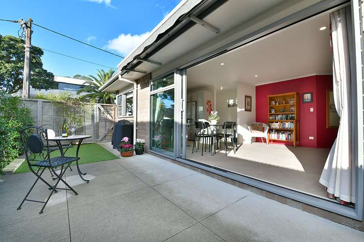 2 Forest Glen Orewa_9