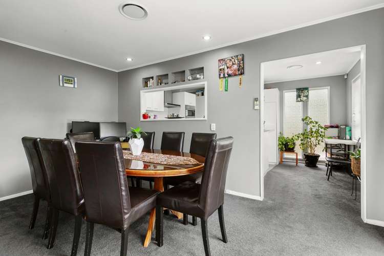 2 Naseby Grove Wainuiomata_6