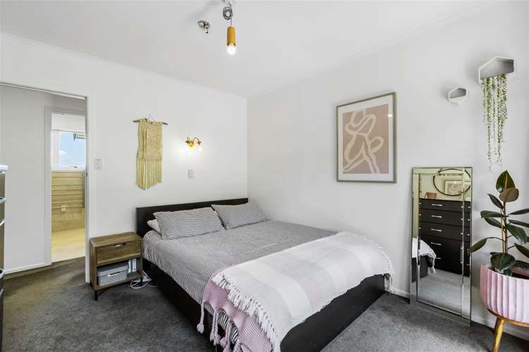 1100a Whangaparaoa Road Tindalls Beach_9